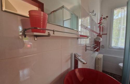 Labouheyre House | Suite Verte- wifi - gare- tennis- 2 chambres- chemin de saint jacques