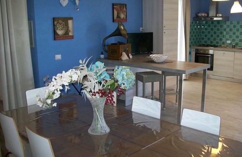Ladispoli Apartment | SUITE WITH IMPERIAL GARDEN Holiday home