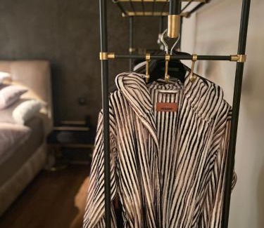 Muhlebach Apartment | Suite3, 7 min walk from Christmas market