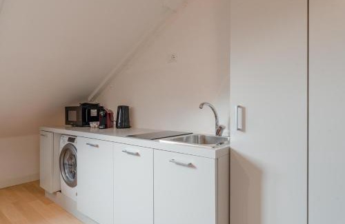 Historic Centre Apartment | Suites Mozart & Chopin by Toh Solution