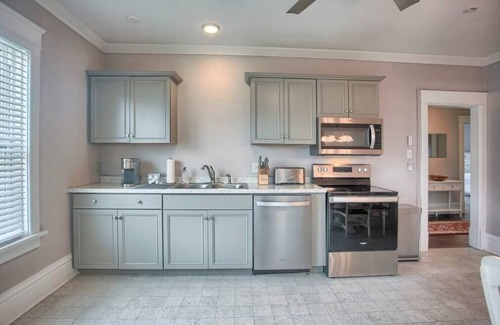Harrisburg - Hershey Apartment | Suites on Seneca - Beautiful 1 Bedroom Apartment