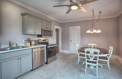Harrisburg - Hershey Apartment | Suites on Seneca - Beautiful 1 Bedroom Apartment