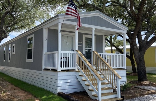 Navarre Cottage | Sum Beaches Paradise Cottage 3