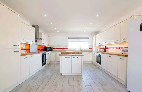 Selsey House | Summer Dawn House