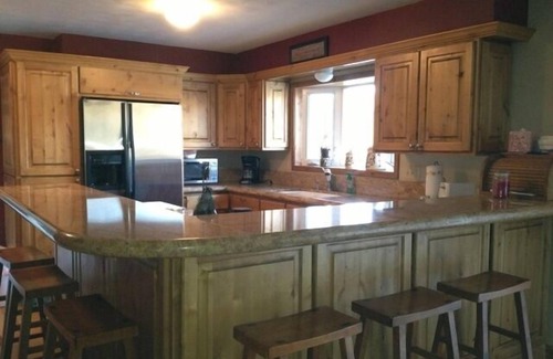 Hagerman House | Summer Family Fun/Winter Hunter's Paradise