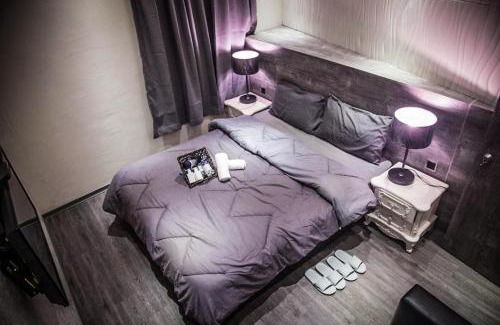 West Central District House | Summer Night