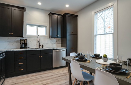 Downtown House | Summer Special 🥃 Bourbon Trail-Downtown-Mins to Rupp-UK-Restaurant-Renovated 🐎