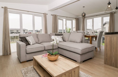 Brean House | SUMMERDOWN, family friendly, country holiday cottage in Brean