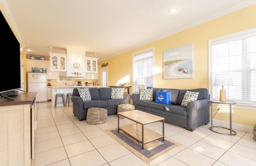 Lullwater Beach House | Summertowne Cottages Next to Pier Park, Ocean Views w/Pool!