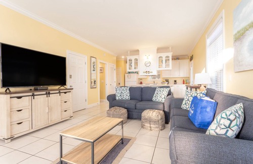 Lullwater Beach House | Summertowne Cottages Next to Pier Park, Ocean Views w/Pool!