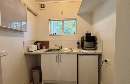 Whitianga Cottage | 'Summerville House' @ Whitianga