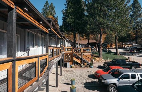 Mount Shasta Hotel | Summit View Inn