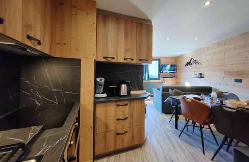 Val-Thorens Apartment | sumptueux apartment. 6 people 35m², south-facing, renovated in 2024!