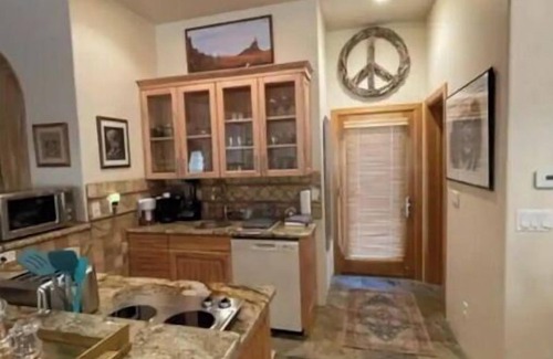 Albuquerque House | Sumptuous Corrales Oasis Approx 2.5 miles to Balloon Fiesta Park!