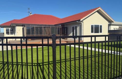Taradale House | Sun filled character home