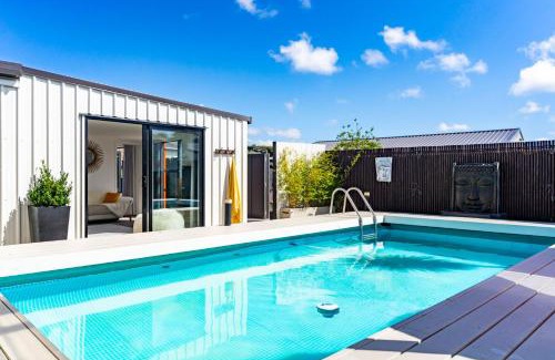 Mangawhai Heads House | Sun Kissed Pool Villa - Mangawhai Holiday Home