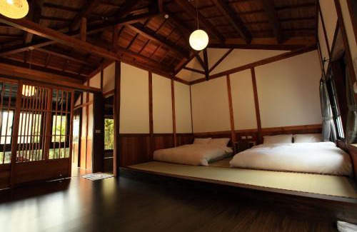 Yuchi Ski Chalet | Sun Moon Home