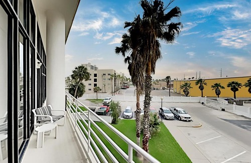 South Padre Island Apartment | Sunchase IV II