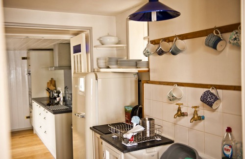 Lyme Regis Apartment | Sundial House Beachfront Arts & Crafts Period House