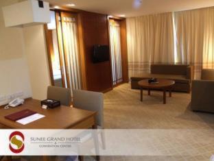 Nai Mueang Hotel | Sunee Grand Hotel and Convention Center