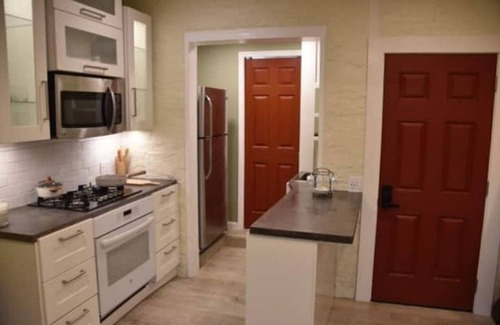 Seaside Apartment | Sunflower Casita