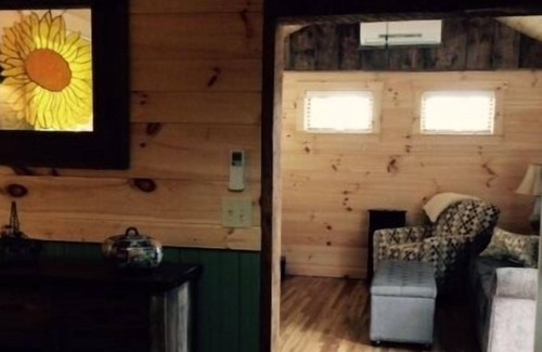 Blowing Rock Cottage | Sunflower Cottage 1 Bedroom Cottage by Redawning