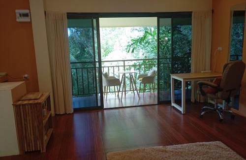 Haad Yao House | Sunflower Cottage Tracy Island Had Yao Bay