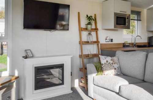 Sewerby House | Sunflower Lodge