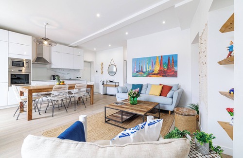 Lazaret Apartment | Sunlight Properties Archibald - Nice, 2 Beds, holiday rental, balcony & parking