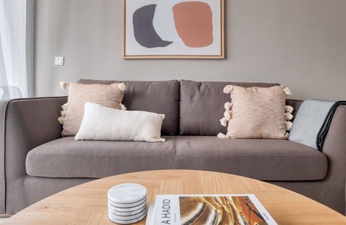 Tiergarten Apartment | Sunlit Mitte 1BR nr Potsdamer Platz, by Blueground