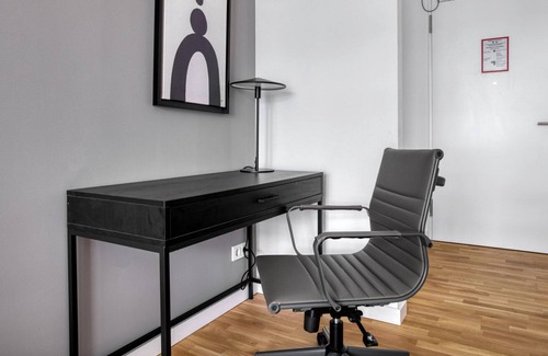 Tiergarten Apartment | Sunlit Mitte 1BR nr Potsdamer Platz, by Blueground