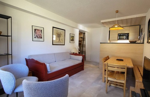Val Claret Apartment | Sunny 2-Room Apartment with Balcony, Mountain View & Direct Slope Access