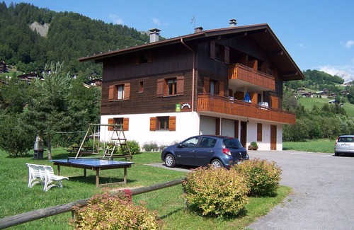 Le Grand-Bornand Apartment | Sunny Apartment for 6 with Garden, Near Slopes and Shuttle, Pets Welcome - Le Grand-Bornand