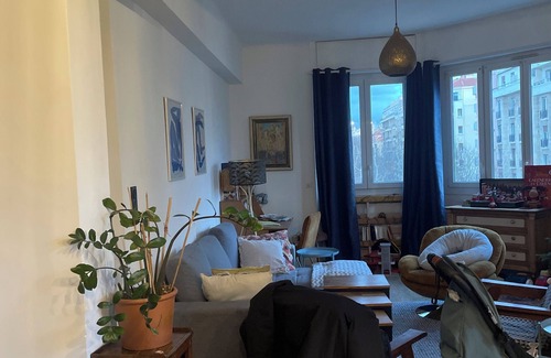 Saint-Lambert Apartment | Sunny apartment near the sea
