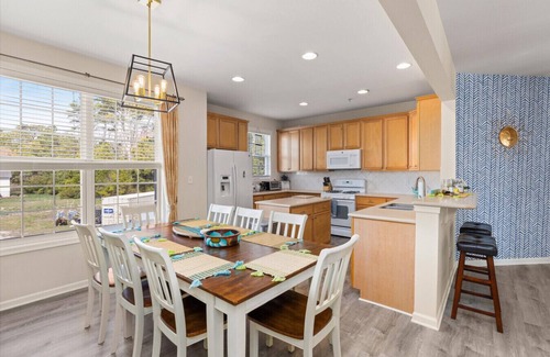 Bayside Apartment | Sunny Bayside Escape