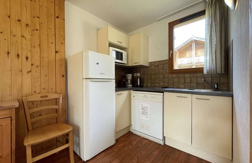 Saint-Etienne-en-Devoluy Ski Chalet | Sunny Chalet 3 Rooms, 450m from Ski Lift, Free Wifi, Parking - Dévoluy