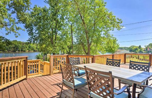 Point Pleasant House | Sunny Glen Burnie Home - On-Site Water Access