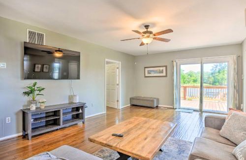 Point Pleasant House | Sunny Glen Burnie Home - On-Site Water Access