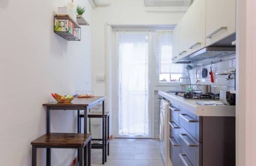 Ostiense Apartment | Sunny House