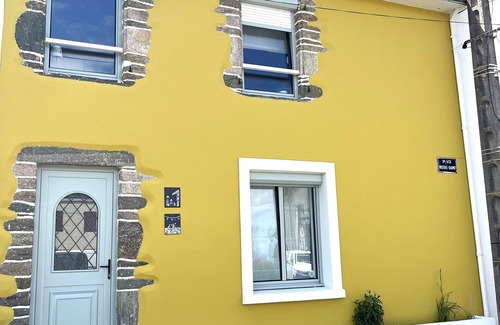 Groix House | Sunny house near beaches at 200m