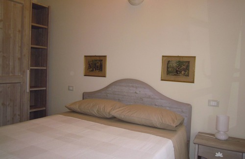 Casanova Lerrone Apartment | Sunny house with garden, 10 min Alassio beach and close to the golf courses