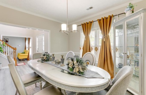 Lithonia House | Sunny Lithonia Home about 7 Mi to Stone Mountain Park!