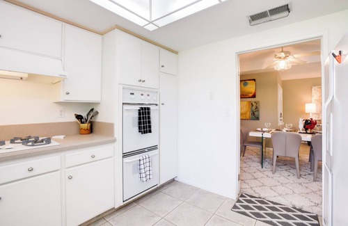 Sonora Sunrise Condo | Sunny Palm Springs Haven: Fenced Patio, 6 Pools!