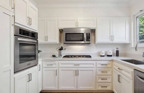 Lucas Valley-Marinwood House | Sunny, Peaceful 3 bedroom house with Pool in San Rafael