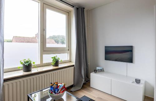 Wijk aan Zee Apartment | Sunny Studio - Only 5-Min Walk to Sea & Dunes