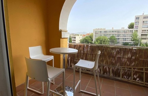Perier Apartment | Sunny T2 apartment 8 minutes from the Old Port or the stadium