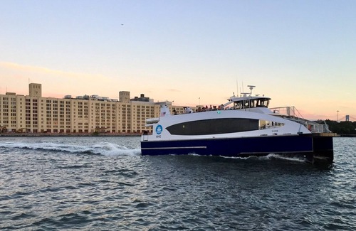 Brooklyn Apartment | Sunny Top Floor, Brooklyn Townhouse, Near NYC Ferry, NYU Hospital, Industry City