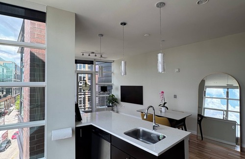Cardozo Apartment | Sunny U Street + Balcony & Views