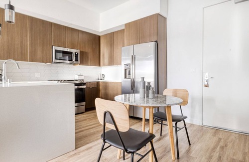 Warner Center Apartment | Sunny Woodland Hills 1BR w/Pool & Gym, near Warner Center, by Blueground