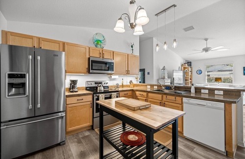 The Villages House | Sunnyside Escape in The Villages | Golfcart | BBQ